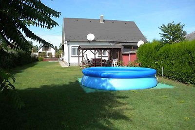 Ferienhaus mit Pool, WLAN und Klimaanlage