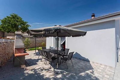 Villa Mia mit Pool in Garica