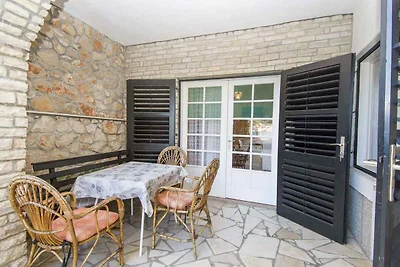 Gemütliche Ferienwohnung Ive in Tisno auf der