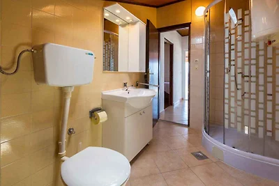 Ferienwohnung mit Terrasse und Klimaanlage