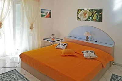 Ferienwohnung mit Klimaanlage, Terrasse und M