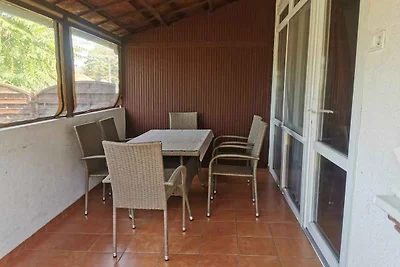 Ferienhaus mit Pool, WLAN und Klimaanlage