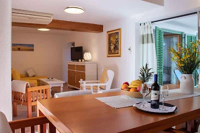 Ferienwohnung mit Terrasse und Klimaanlage