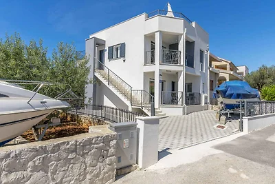 Gemütliche Ferienwohnung Lonamare mit Meerbli