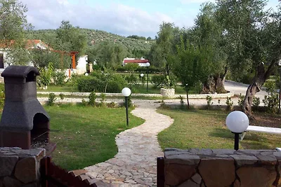 Bungalow mit Pool und Barbeque