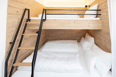 Ferienwohnung mit Balkon und Fitnessraum