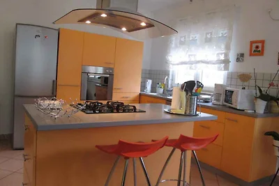 Ferienhaus mit Swimmingpool und Klima
