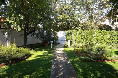 Studio in einer ruhigen Strasse in