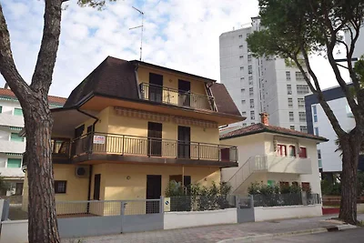 Ferienwohnung mit Terrasse und Klimaanlage im