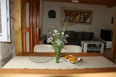 Charmantes Ferienhaus Ivana in idyllischer La