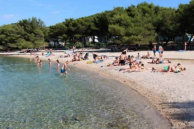 Gemütliche Unterkunft Ive in Tisno auf der In