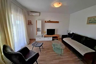 Ferienwohnung mit Terrasse und Klimaanlage