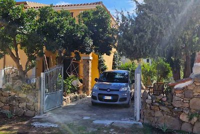 Ferienhaus mit Garten und Klimaanlage