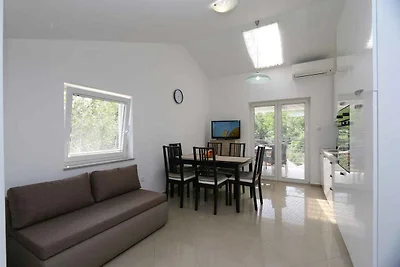 Ferienwohnung mit Klimaanlage und Balkon