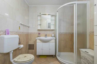 Ferienwohnung mit Klimaanlage und nur 30 M vo