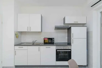 Ferienwohnung mit Klimaanlage und Meerblick