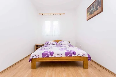 Ferienwohnung mit Terrasse und Klimaanlage