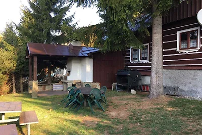 Ferienhaus stilvoll eingerichtet mit Kamin un
