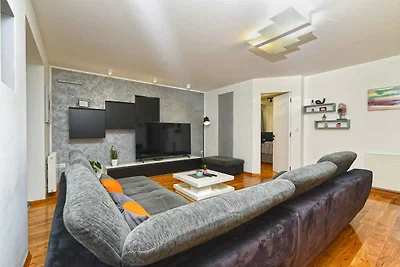 Ferienwohnung mit Klimaanlage, Waschmaschine 