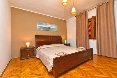 Ferienwohnung mit Klimaanlage und Terrasse