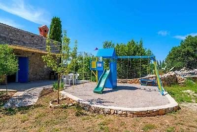 Ferienhaus Boris -kuća za odmor sa bazenom
