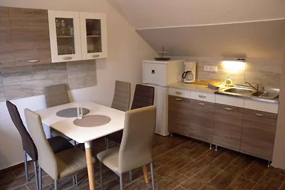 Ferienwohnung mit Internetzugang und Garten
