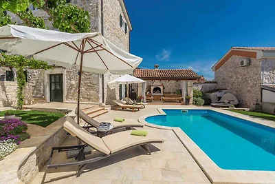 Ferienhaus mit Privatpool