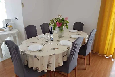 Ferienwohnung mit Terrasse und Klimaanlage