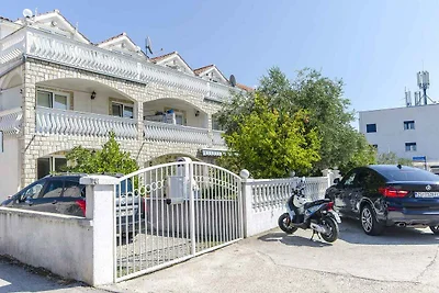 Ferienwohnung mit Terrasse und Grill