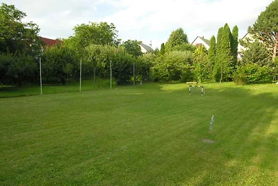 Ferienhaus mit grossem Garten, WLAN und