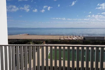 Ferienwohnung mit Balkon, Internet und Pool