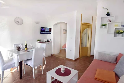 Ferienwohnung mit Terrasse und Klimaanage
