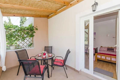 Ferienwohnung mit Klimaanlage und Terrasse