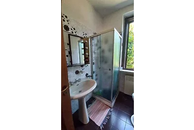 Ferienwohnung mit Pool und Garten