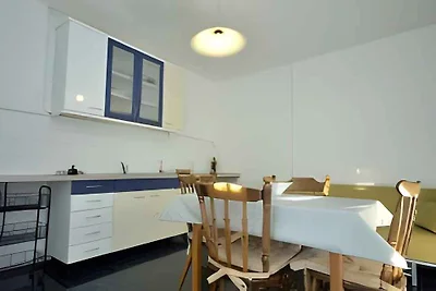 Ferienwohnung mit wunderschönen Dekoration un