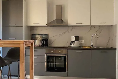 Ferienwohnung mit Balkon, modern eingerichtet