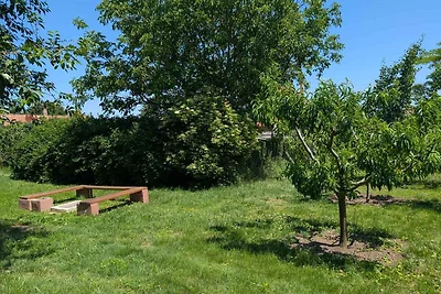 Ferienhaus mit Terrasse und grossem Garten