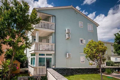 Ferienwohnung mit Balkon, Klima und Internet