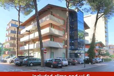 Ferienwohnung mit Klimaanlage und Balkon