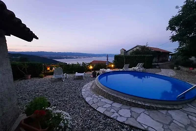 Ferienhaus mit Meerblick und Pool