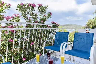 Ferienwohnung mit Terrasse, Klimaanlage und