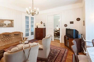 Ferienhaus mit Garten in toller Lage und bürg