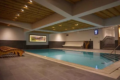 Ferienwohnung mit Balkon und Hallenbad
