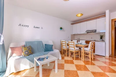 Ferienwohnung mit Meerblick und Pool