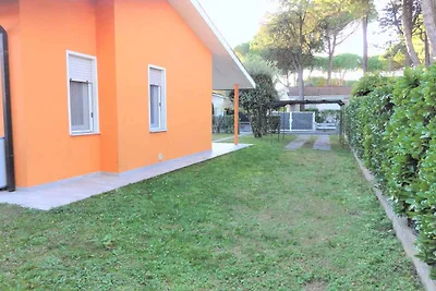 Ferienwohnung Reihenhaus mit privatem Garten 