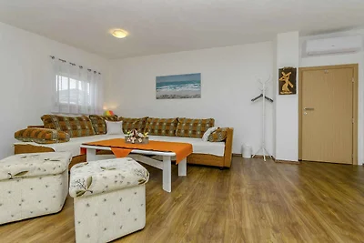 Ferienwohnung mit Klimaanlage und Grill