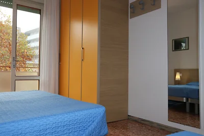 Ferienwohnung mit Klimaanlage und Balkon