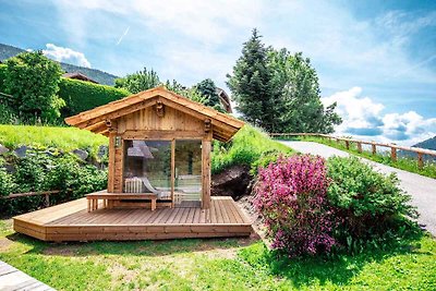 Hütte mit Panorama-Gartensauna