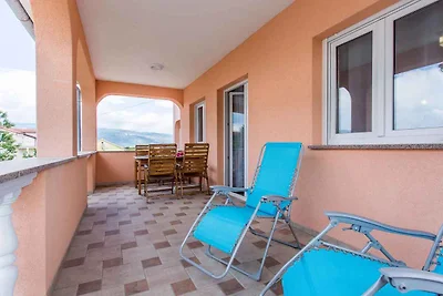 Ferienwohnung mit Balkon und Klimaanlage
