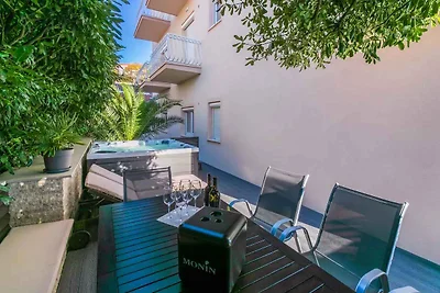 Appartamento Vacanza con famiglia Biograd na Moru